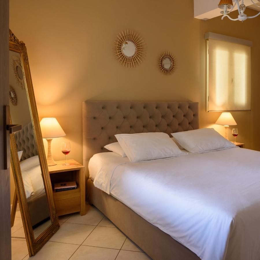 Suite Home Santorini Fira  Exterior foto