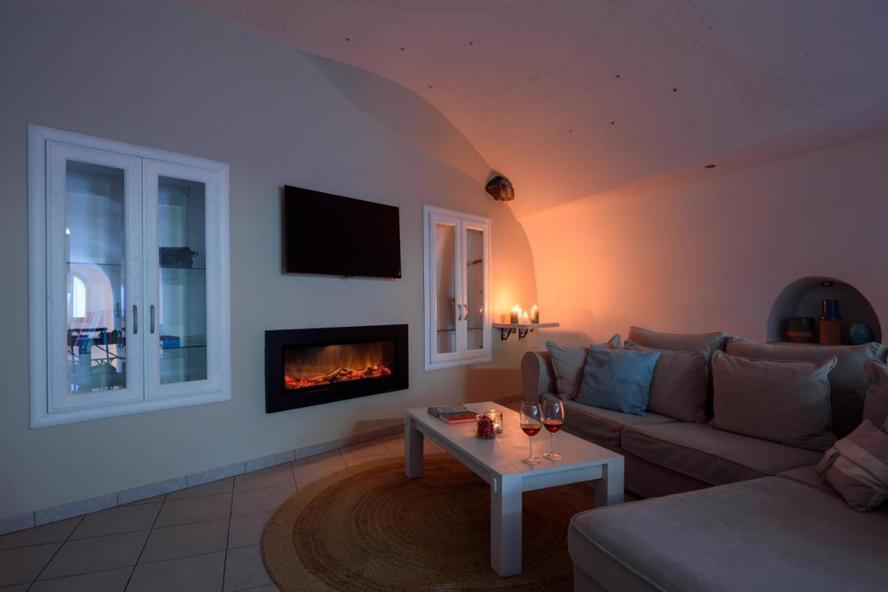 Suite Home Santorini Fira  Exterior foto