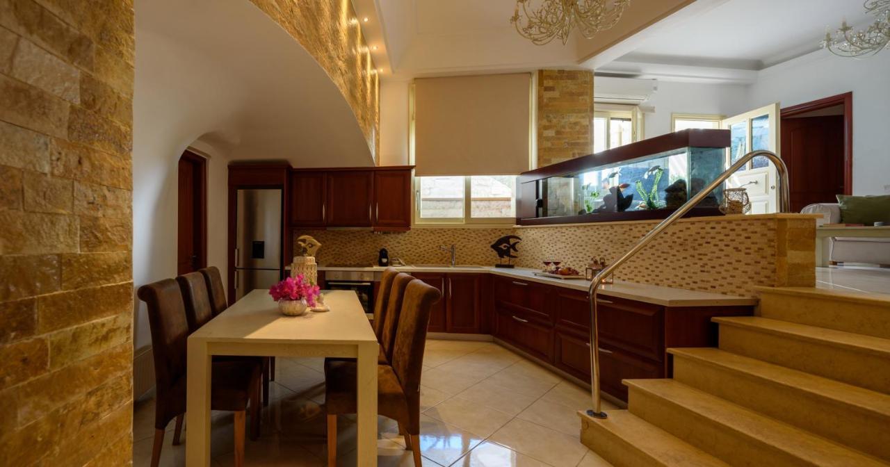 Suite Home Santorini Fira  Exterior foto