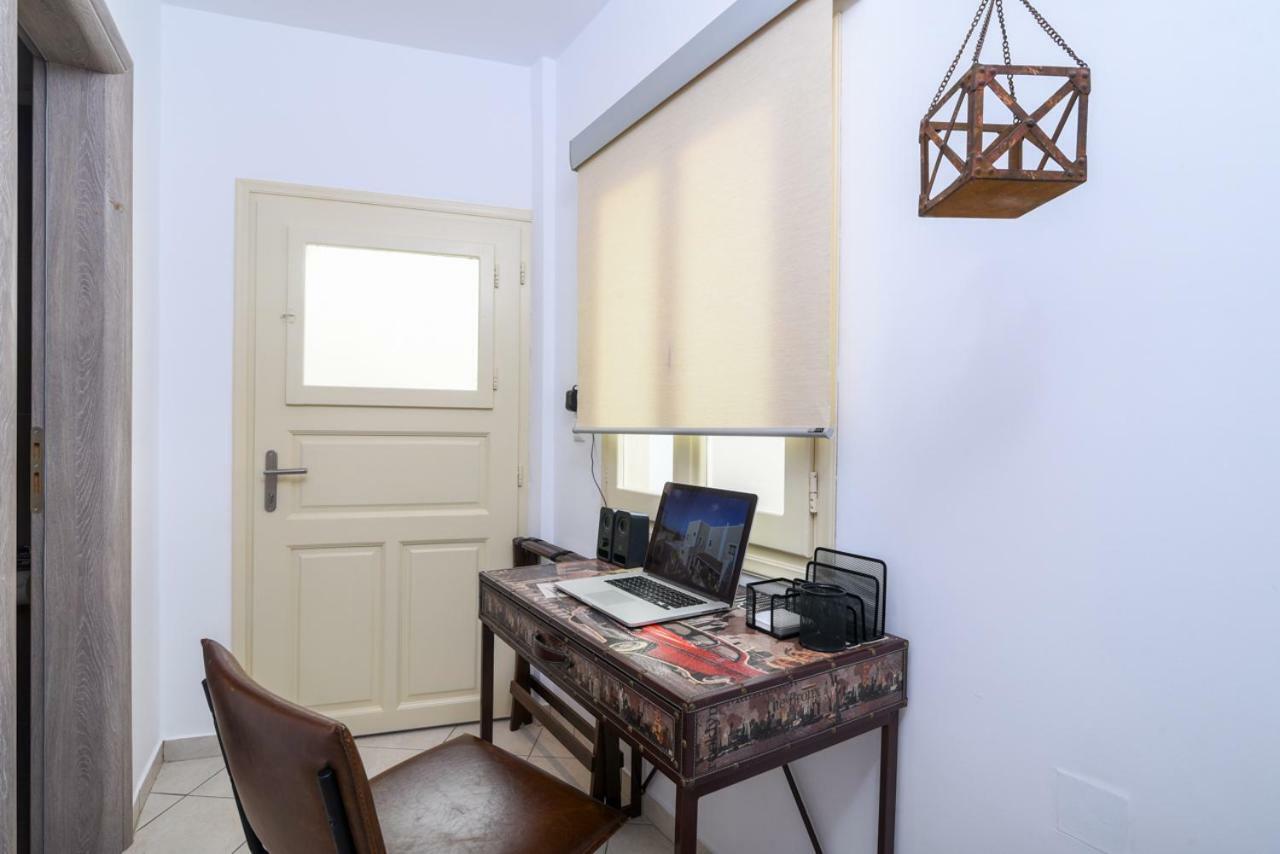 Suite Home Santorini Fira  Exterior foto